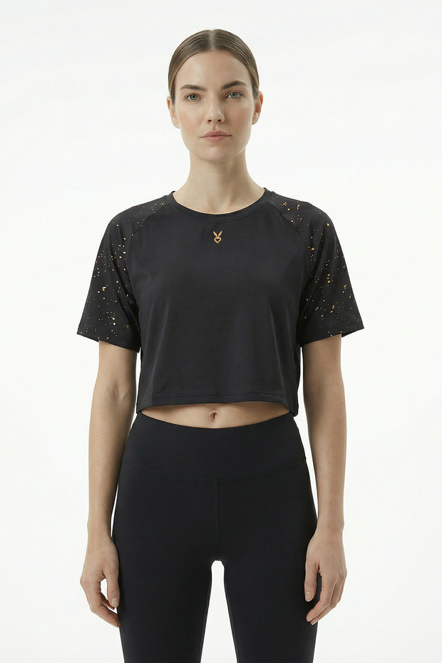 Women's Slim Fit Cropped Tee With Raglan Cap Sleeve And Gold Foil Print