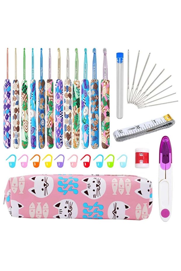 Cat Patterned 12-Piece Crochet Set – Ergonomic Crochet Hooks and Accessories Fully Equipped Knitting Kit with Bag