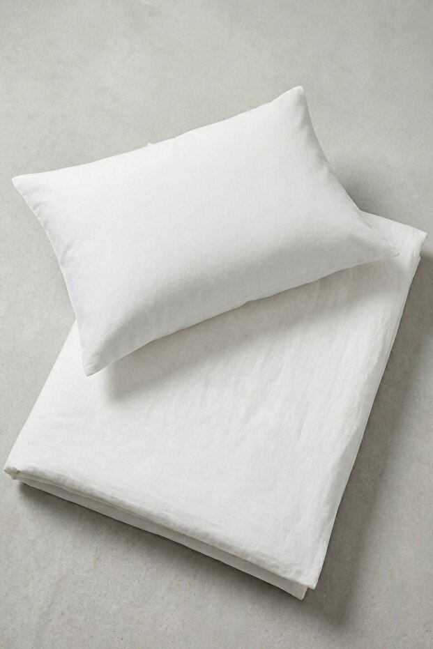 Premium White Baby Quilt and Pillow - Patternless Pure White Baby