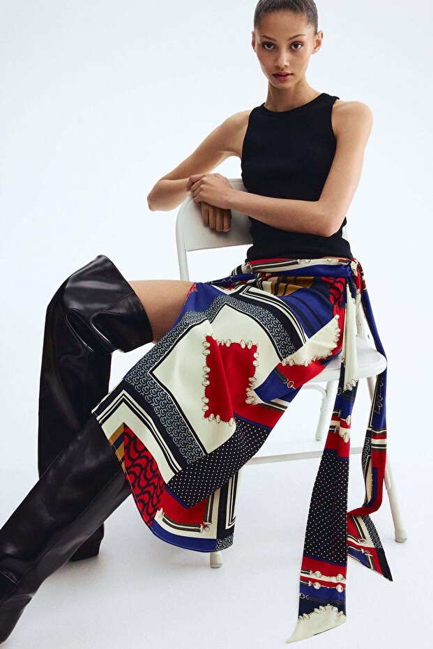 Scarf-detail skirt