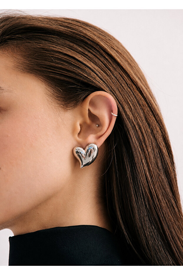 Pair of Silver Color Heart Model Earrings (3 cm)