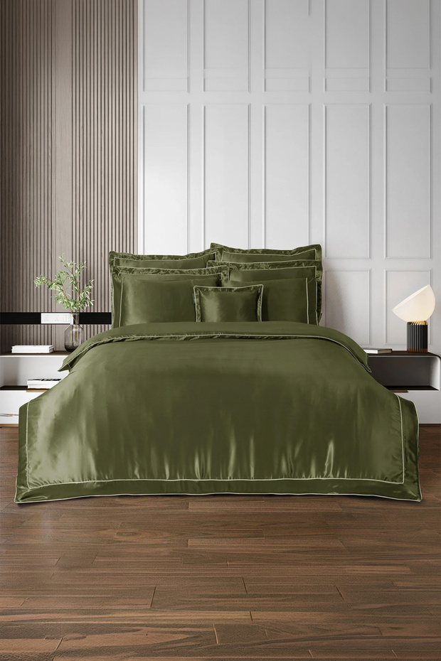 Clio Green Double Silk Satin Duvet Cover Set