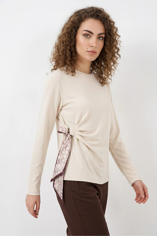 Women's Round Neck Scarf Detailed Long Sleeve Viscose Cream Blouse