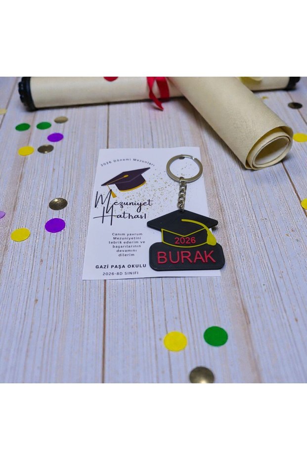 Graduation Cap Keychain Gift - 20 Pieces