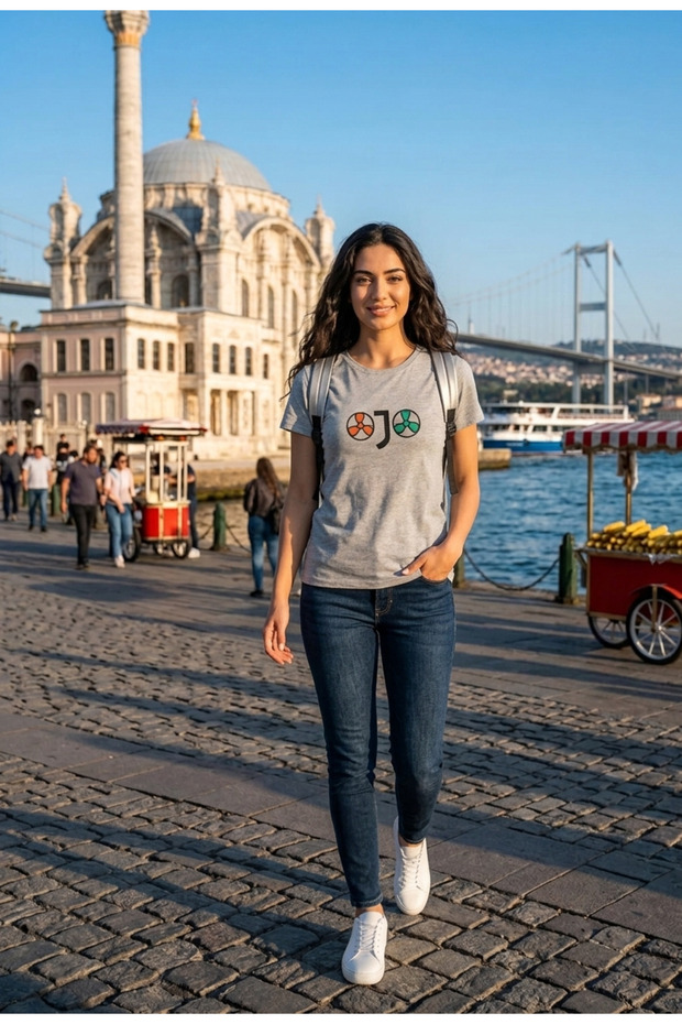 T-Shirt with a Wheel