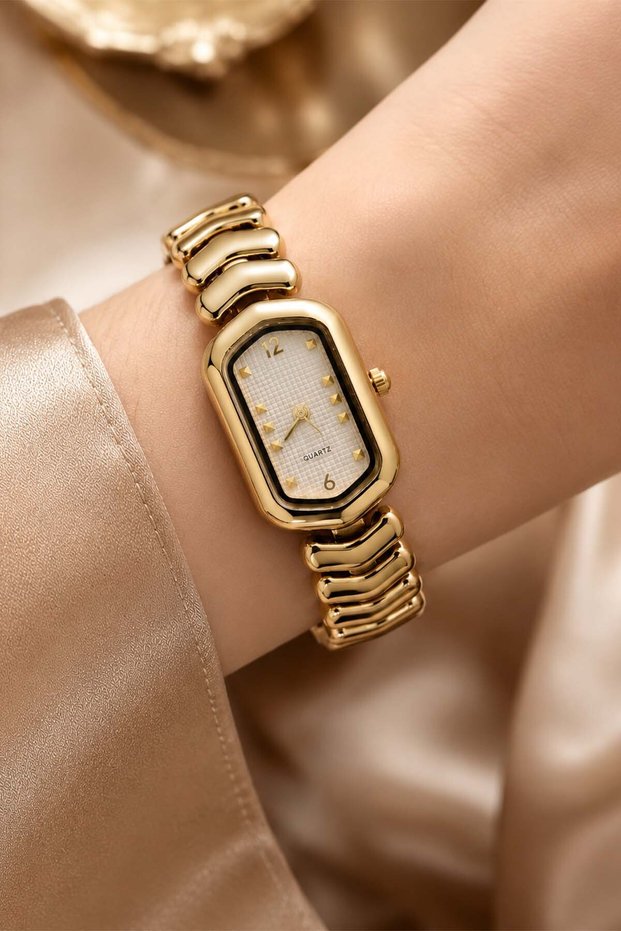 Shimal Women's Steel Watch Gold Color & White Dial Italian Band Detailed Vintage Old Money Luxury Elegant Stylish Women's Watch 2026