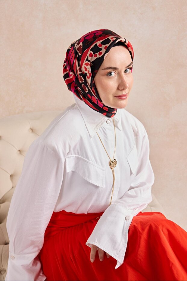 وشاح حرير تويل ميركان أحمر 90x90