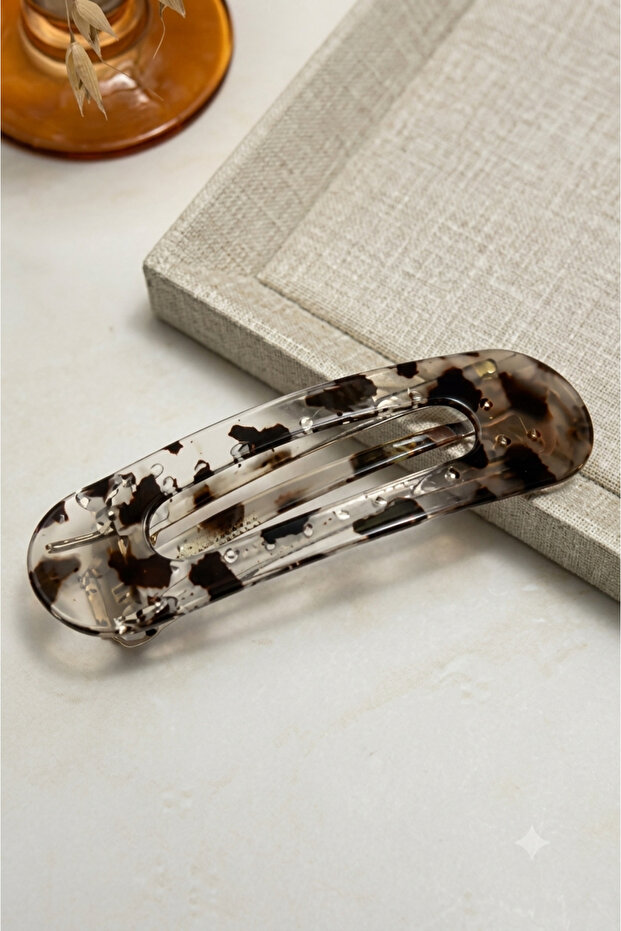 مشبك كبير شفاف بنقشة الفهد - 11 سم