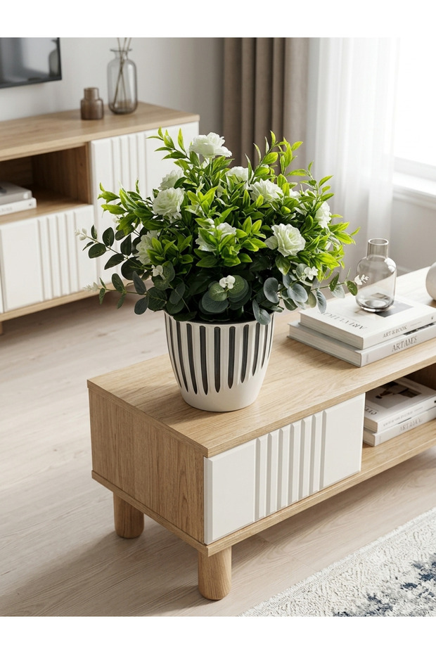 Decorative Luxury Artificial Flower Models – Selective Arrangements