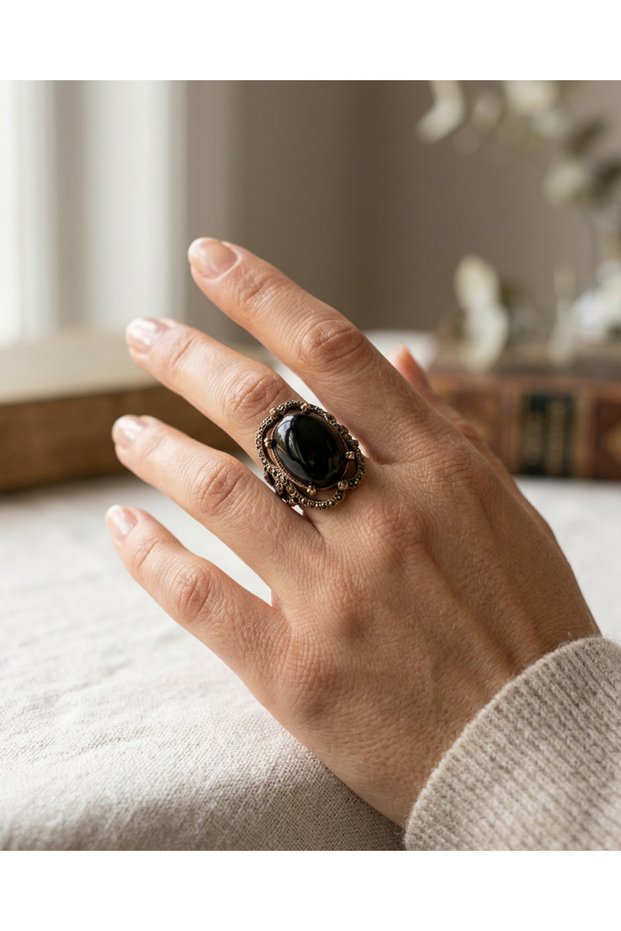 Bronze Vintage Women's Ring Authentic Jewelry Margazite Inlaid Black Oval Stone Adjustable