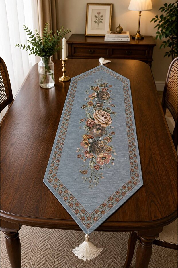Vintage Bouquet 35X140 Tasseled Woven Tapestry Runner