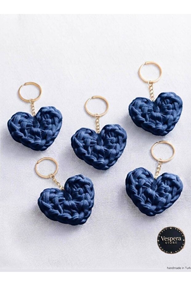 Knitted Heart Keychain (25 Pieces)