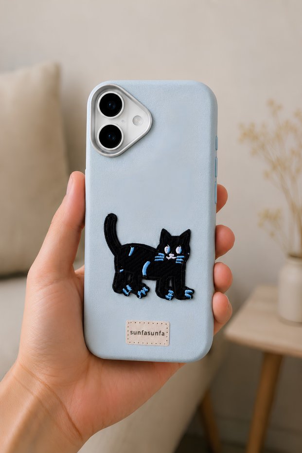 iPhone 17 Compatible Leather-Look Silicone Cover with Embroidered Black Cat Figure