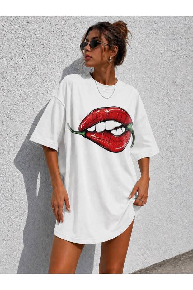 Women's Lip&Pepper Printed Oversize Crew Neck Tunic T-Shirt