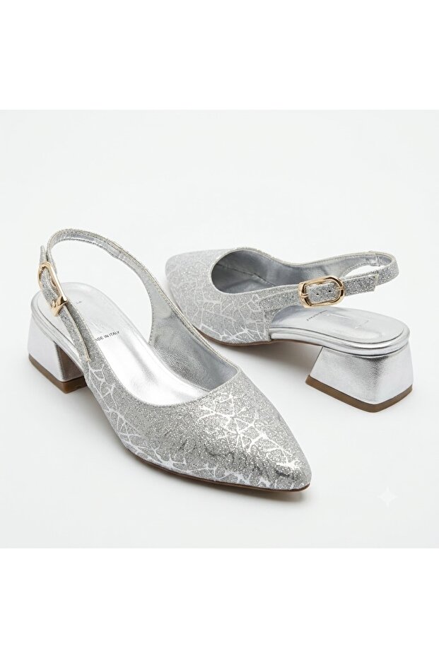 (Wiesse) Closed Toe Women's Shoes (3 cm Heel) Silver