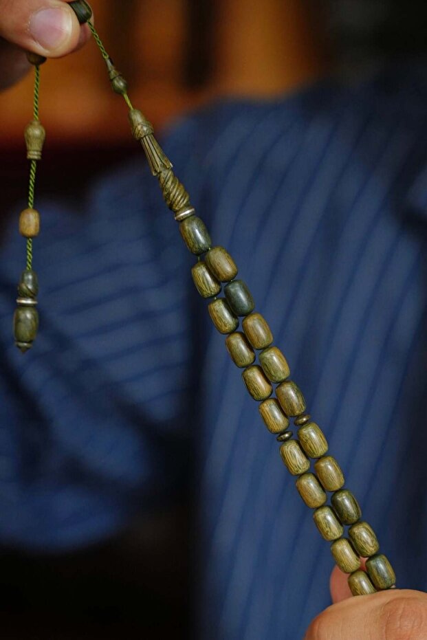 Master yusuf cevher special carved i̇mame capsule model scented pelesenk tree rosary