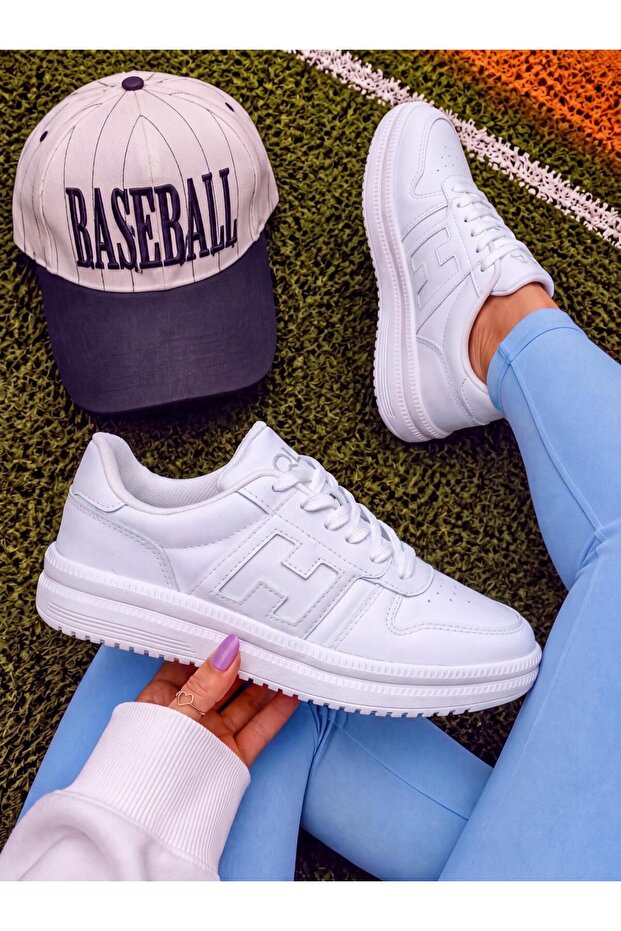 Unisex Waiter Sneaker Shoes Suitable for Daily Use