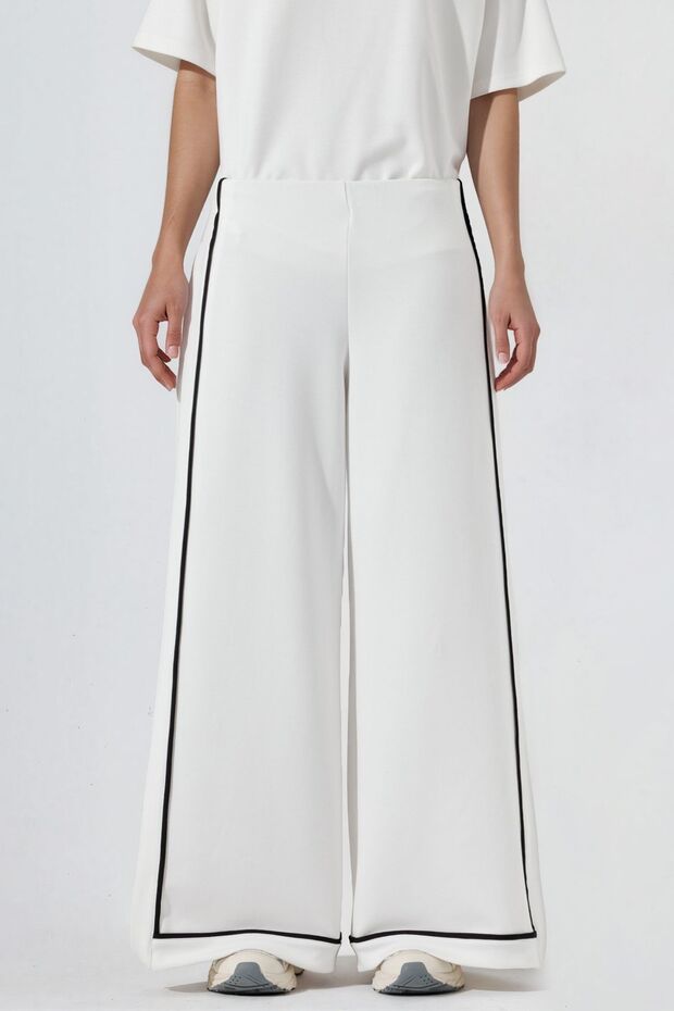 Contrast Piping Detailed Modal Touch Wide Leg Trousers