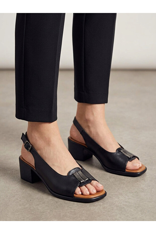 Genuine Leather Black Women's Leather Sandals Dp81-0867