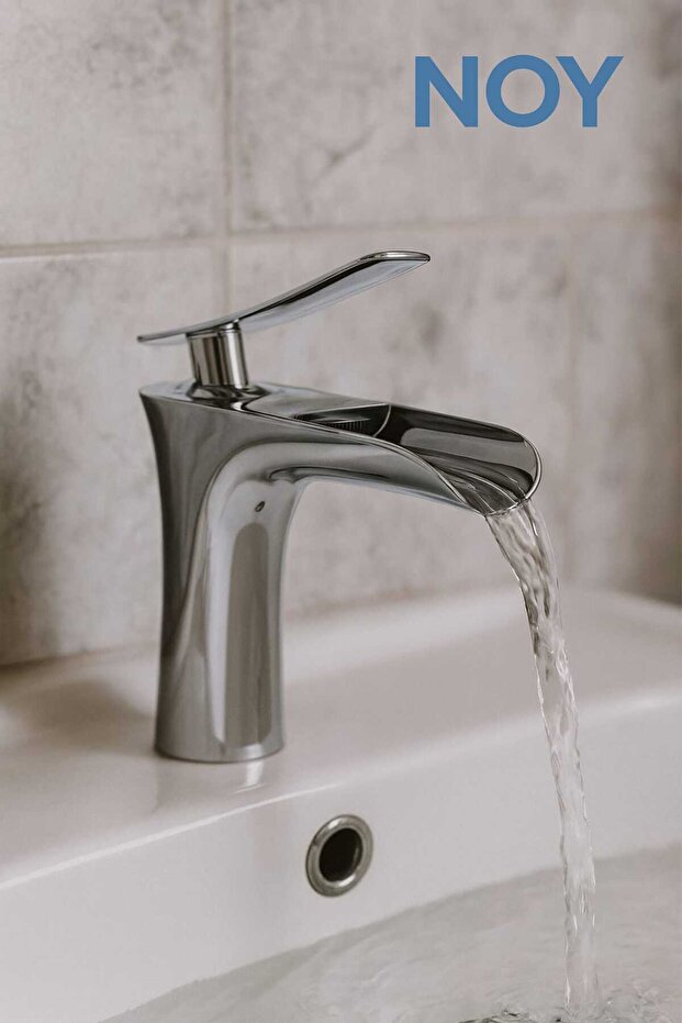 Basin Faucet Chrome Single Lever Water Saving Faucet Waterfall Model Stylish Design