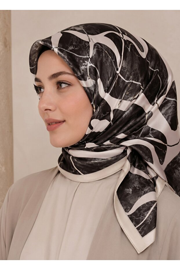 سورا وشاح حريري