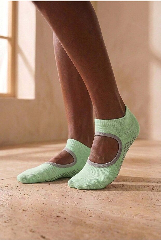 Women's Asta Yoga / Pilates Step Socks Light Green