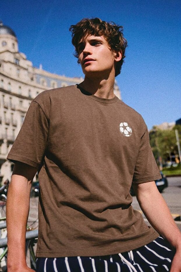 Men's Ball Print Short Sleeve Crew Neck Coffee T-Shirt