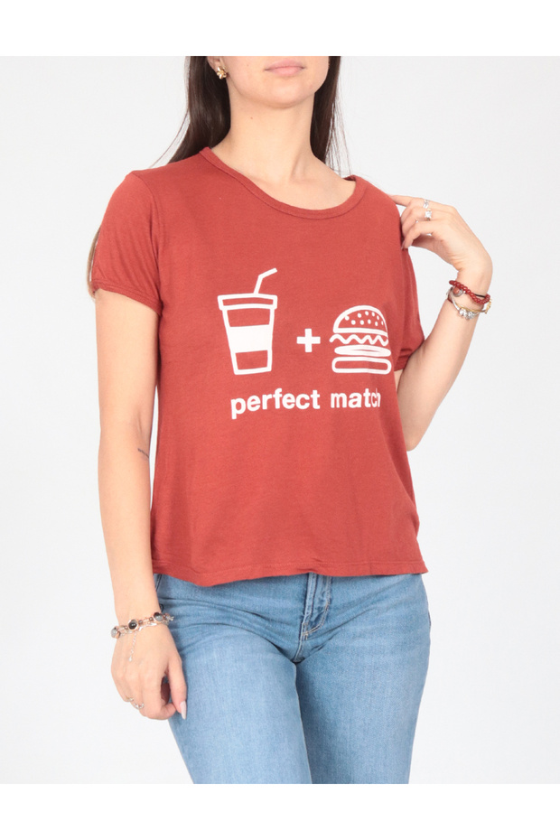 Tricou, Maro