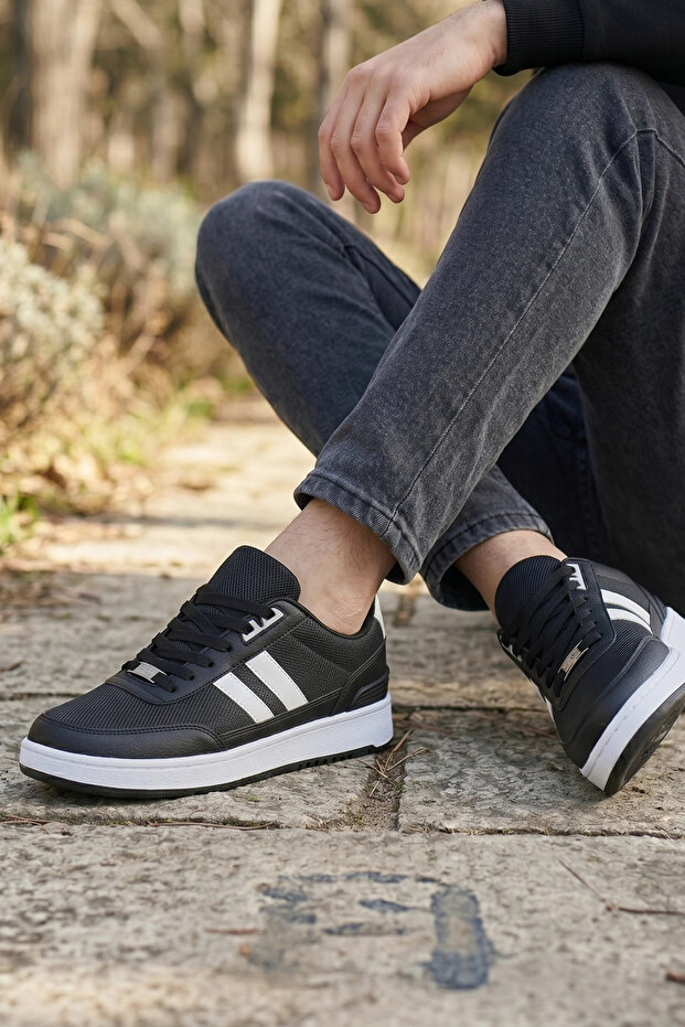 Street-Core: Black Leather Look Casual Men's Sneakers