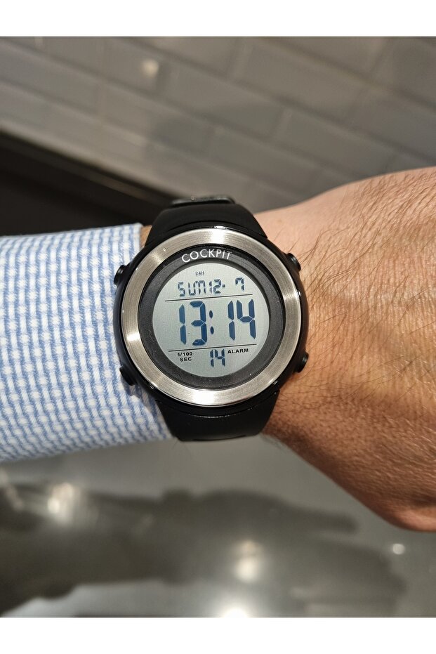 Digital 5 Atm Water Resistant Black Men's Wristwatch