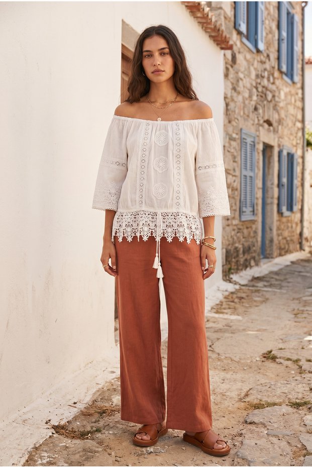 Women's Bohemian Lace Detailed Off-Shoulder Lace Blouse