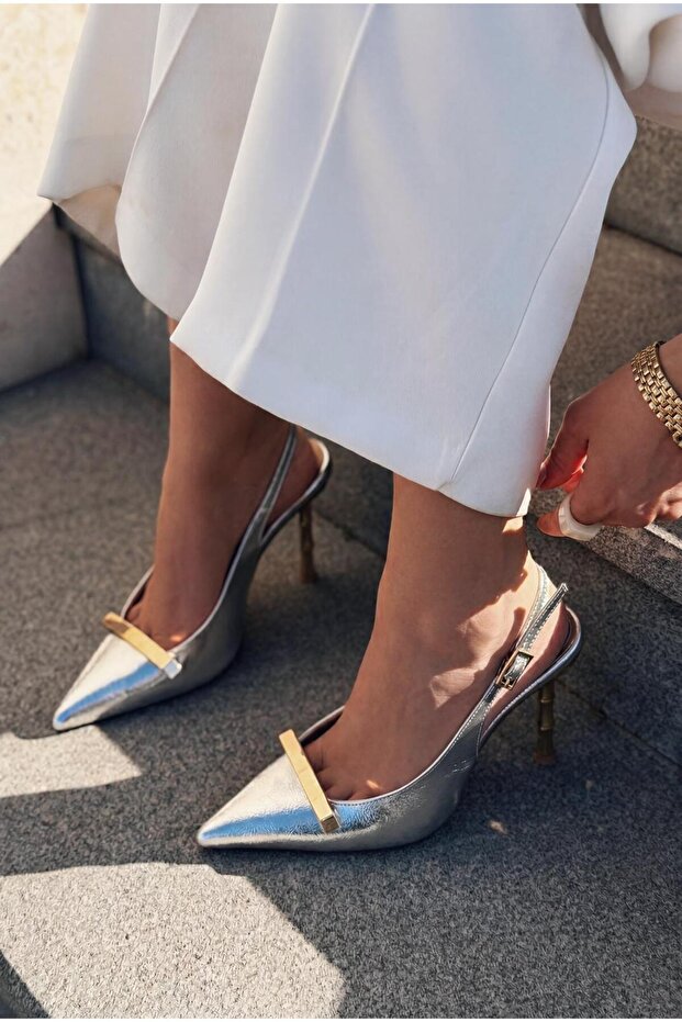 Norloven Silver Shiny Leather Women's Stiletto