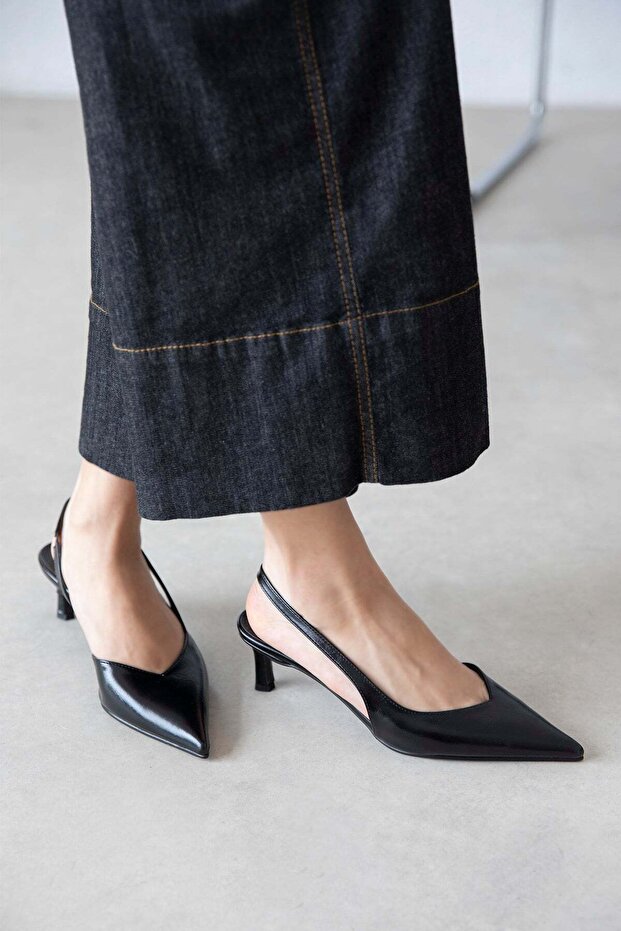 Levina Women's Wrinkled Leather Heeled Shoes Black