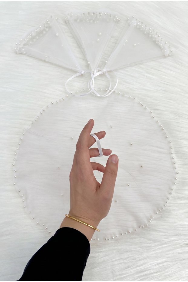 White Bride Groom Handkerchief, Pearl Decorated, Henna Ceremony Wedding Bridesmaid Sunnet Promise Engagement Bride Party, 1 Piece