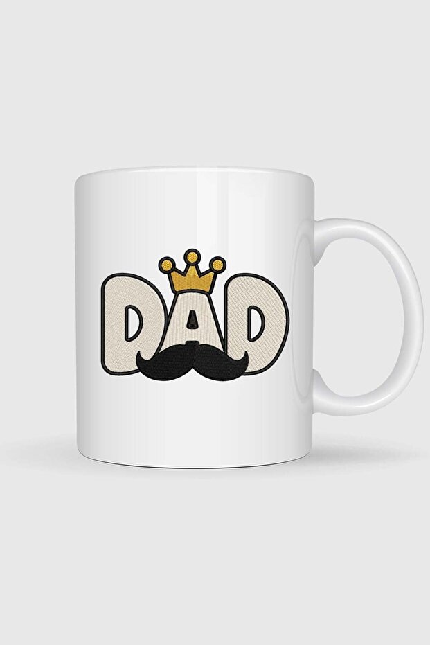 كوب مطبوع عليه King Dad