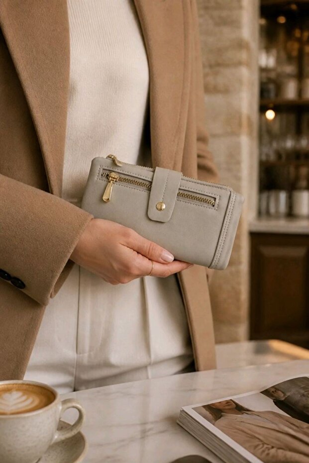 Luw Women's Wallet with Clip Compartment