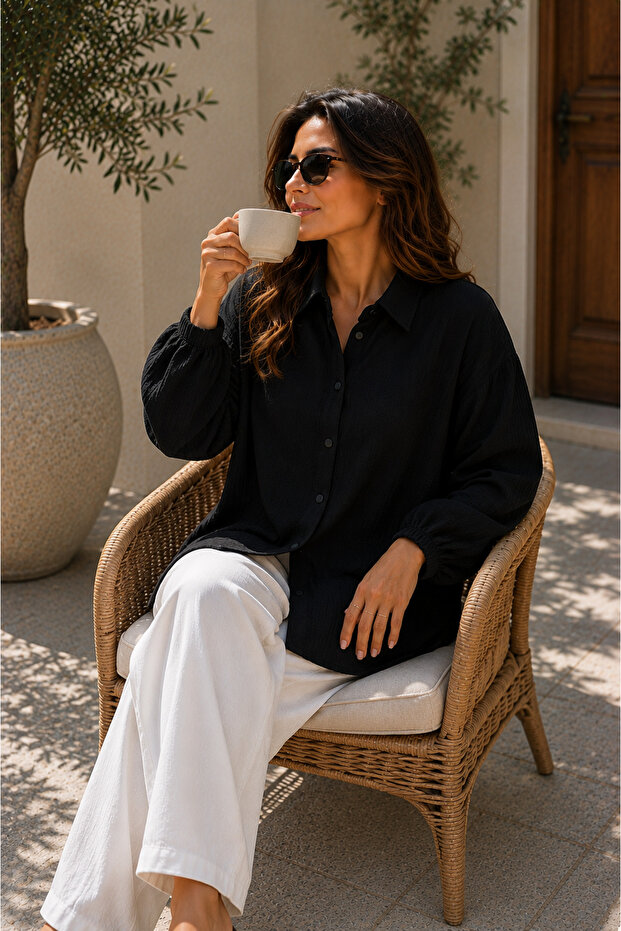 قميص نسائي كبير الحجم من الموسلين بقصة مريحة