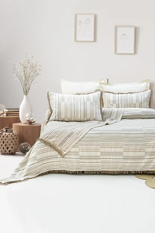Lia Jacquard Muslin Bedspread Set, Natural Textured, Striped Patterned 100% Cotton Muslin Bedspread
