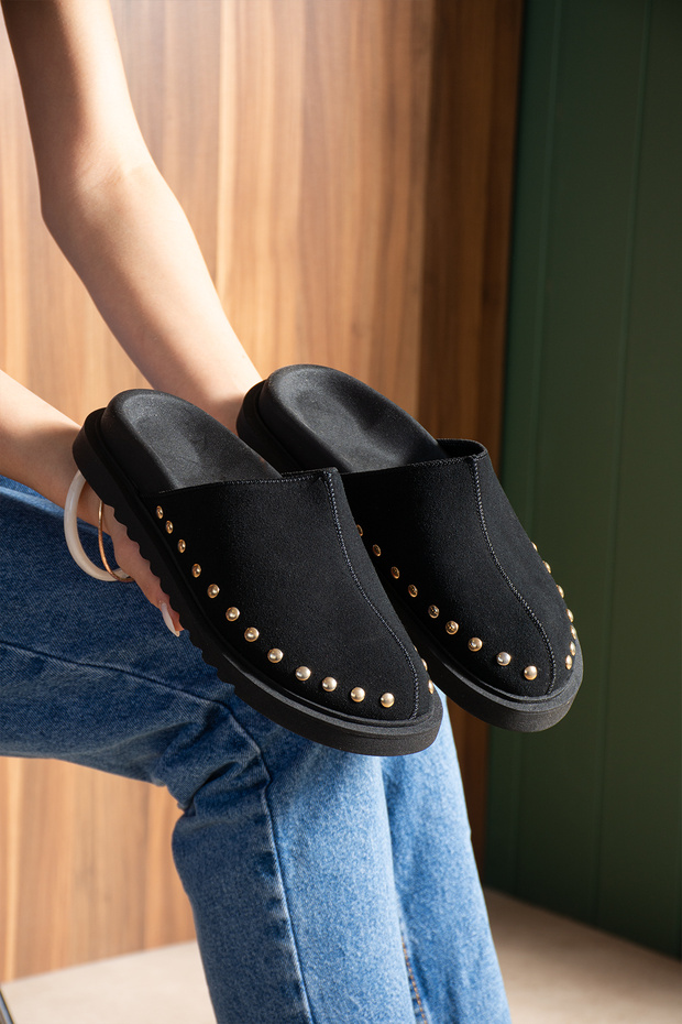 Zelda Closed-Front Sabo Trok Detailed Women's Slippers