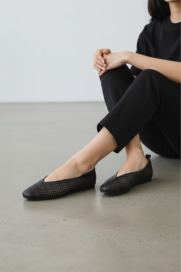 Genuine Leather Perforated Soft Casual Women's Flats