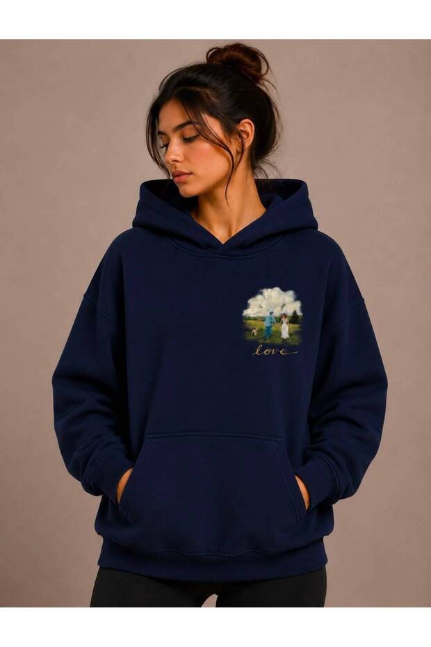 Love Printed Hooded Green Sweatshirt with Kangaroo Pocket and Wool Inside