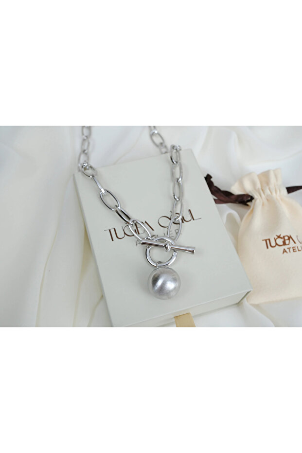 Kol410 Lock Detail Thick Chain Top Charm Necklace