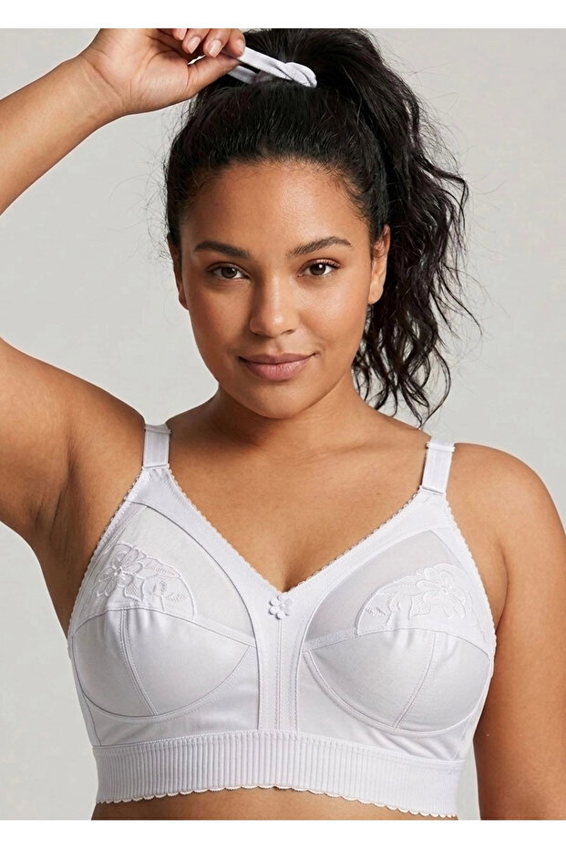# Bra Flexible Comfortable Quality Stylish Seamless Modern Elegant Shaping White Mid-Rise Gathering Bra