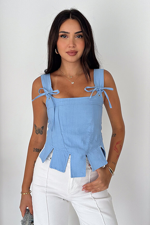 Coastal Muse Women's Tie Detail Crop Bustier Blouse