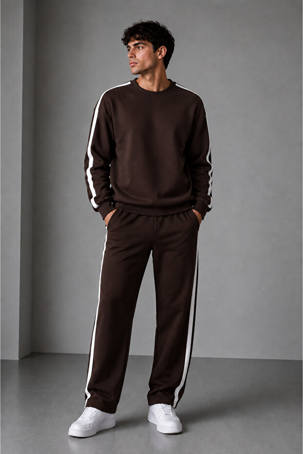 Men's Striped Detail Circular Necklace Sweat Suit