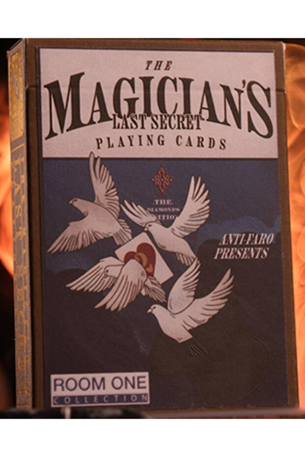 The Magician’S Last Secret (Clubs Edition) Playing Card