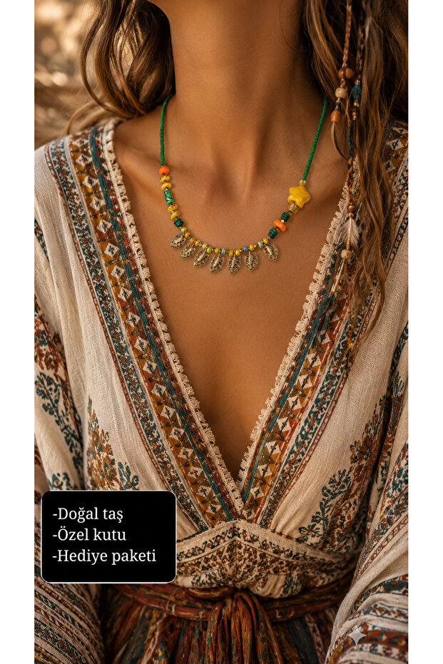Natural Stone Leaf Figured Bohemian Necklace – Handmade Ethnic Design Women's Necklace