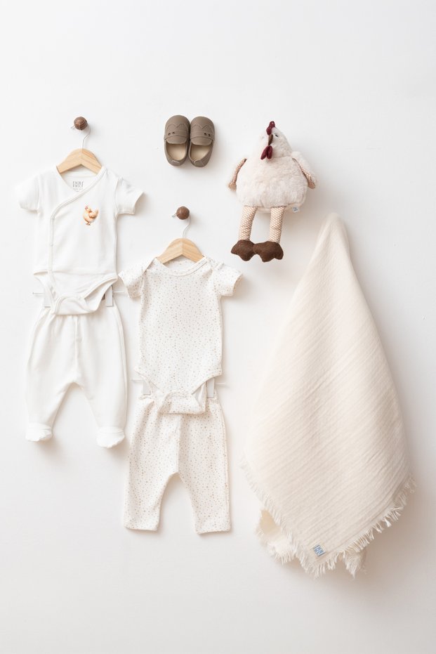 Newborn Mevlütlük Luxury Gift Set with Baby Toys, Surprise Box, Badi Muslin Blanket and 7 Toys Yk2053