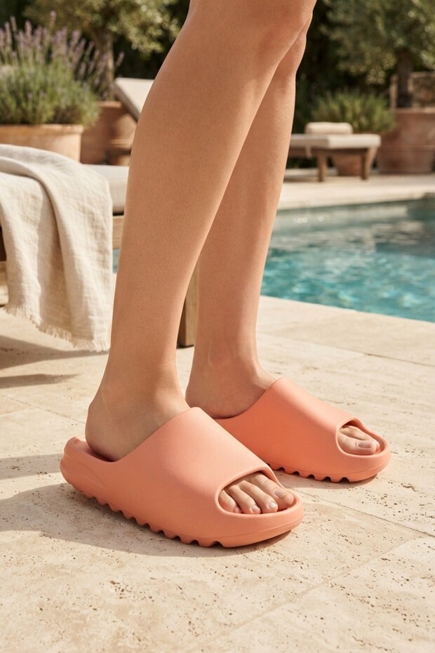 Salmon Daily Balcony Garden Pool Beach Slippers Women's Slippers