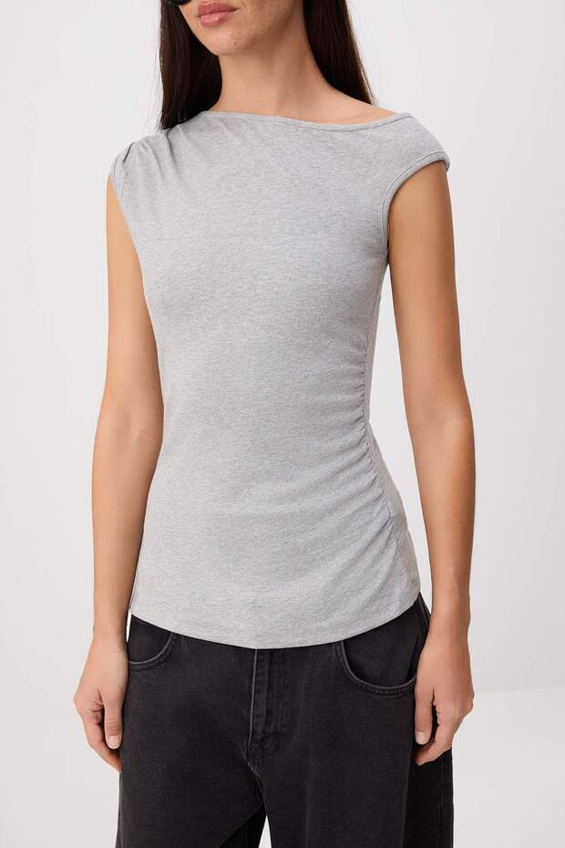 Gri Melanj Fitted/Vücuda Oturan Asimetrik Yaka Kolsuz Yumuşak Örme Bluz TWOSS26BZ00793 - 3